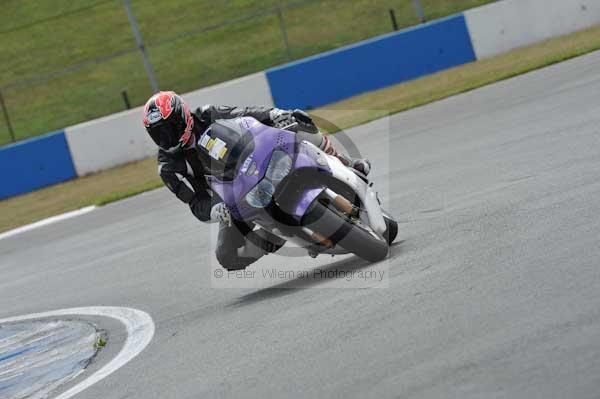 Motorcycle action photographs;Trackday digital images;donington;donington park leicestershire;donington photographs;event digital images;eventdigitalimages;no limits trackday;peter wileman photography;trackday;trackday photos