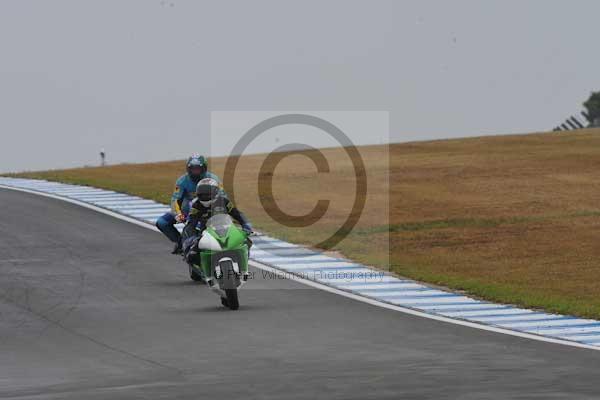 Motorcycle action photographs;Trackday digital images;donington;donington park leicestershire;donington photographs;event digital images;eventdigitalimages;no limits trackday;peter wileman photography;trackday;trackday photos