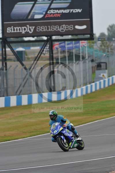 Motorcycle action photographs;Trackday digital images;donington;donington park leicestershire;donington photographs;event digital images;eventdigitalimages;no limits trackday;peter wileman photography;trackday;trackday photos