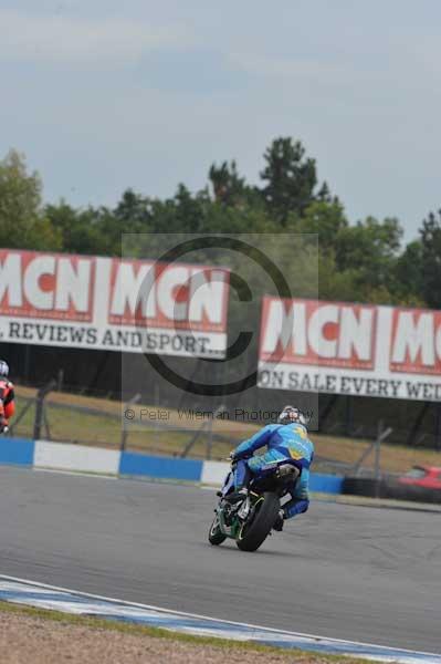 Motorcycle action photographs;Trackday digital images;donington;donington park leicestershire;donington photographs;event digital images;eventdigitalimages;no limits trackday;peter wileman photography;trackday;trackday photos