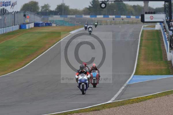 Motorcycle action photographs;Trackday digital images;donington;donington park leicestershire;donington photographs;event digital images;eventdigitalimages;no limits trackday;peter wileman photography;trackday;trackday photos