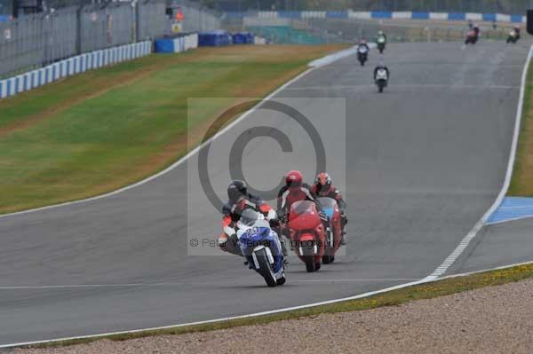 Motorcycle action photographs;Trackday digital images;donington;donington park leicestershire;donington photographs;event digital images;eventdigitalimages;no limits trackday;peter wileman photography;trackday;trackday photos