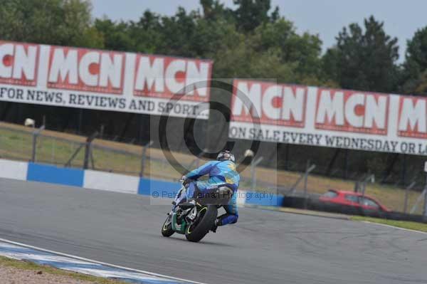 Motorcycle action photographs;Trackday digital images;donington;donington park leicestershire;donington photographs;event digital images;eventdigitalimages;no limits trackday;peter wileman photography;trackday;trackday photos