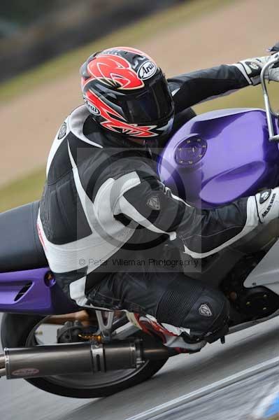 Motorcycle action photographs;Trackday digital images;donington;donington park leicestershire;donington photographs;event digital images;eventdigitalimages;no limits trackday;peter wileman photography;trackday;trackday photos