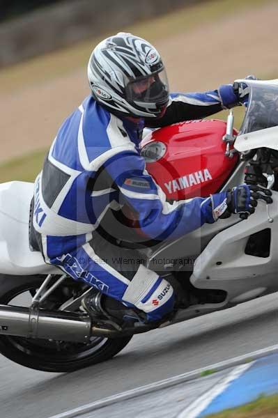 Motorcycle action photographs;Trackday digital images;donington;donington park leicestershire;donington photographs;event digital images;eventdigitalimages;no limits trackday;peter wileman photography;trackday;trackday photos