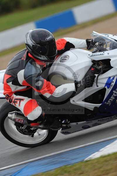 Motorcycle action photographs;Trackday digital images;donington;donington park leicestershire;donington photographs;event digital images;eventdigitalimages;no limits trackday;peter wileman photography;trackday;trackday photos