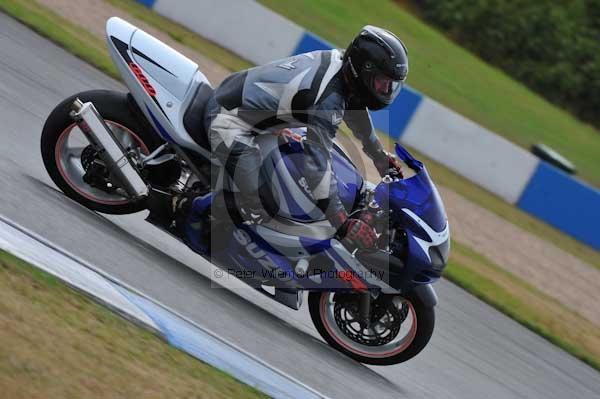 Motorcycle action photographs;Trackday digital images;donington;donington park leicestershire;donington photographs;event digital images;eventdigitalimages;no limits trackday;peter wileman photography;trackday;trackday photos