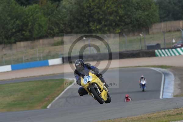 Motorcycle action photographs;Trackday digital images;donington;donington park leicestershire;donington photographs;event digital images;eventdigitalimages;no limits trackday;peter wileman photography;trackday;trackday photos