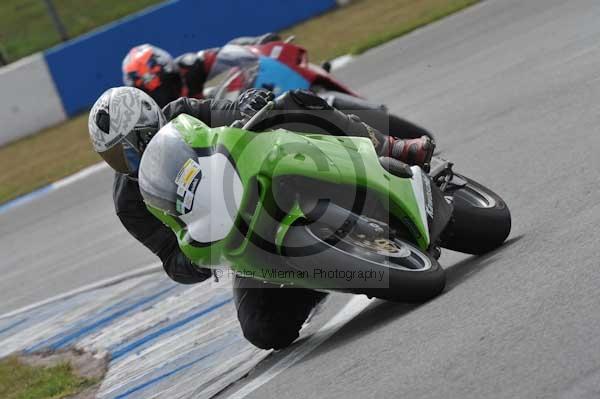 Motorcycle action photographs;Trackday digital images;donington;donington park leicestershire;donington photographs;event digital images;eventdigitalimages;no limits trackday;peter wileman photography;trackday;trackday photos