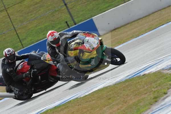 Motorcycle action photographs;Trackday digital images;donington;donington park leicestershire;donington photographs;event digital images;eventdigitalimages;no limits trackday;peter wileman photography;trackday;trackday photos