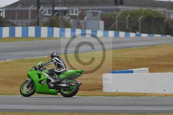 Motorcycle action photographs;Trackday digital images;donington;donington park leicestershire;donington photographs;event digital images;eventdigitalimages;no limits trackday;peter wileman photography;trackday;trackday photos