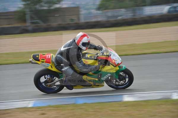 Motorcycle action photographs;Trackday digital images;donington;donington park leicestershire;donington photographs;event digital images;eventdigitalimages;no limits trackday;peter wileman photography;trackday;trackday photos