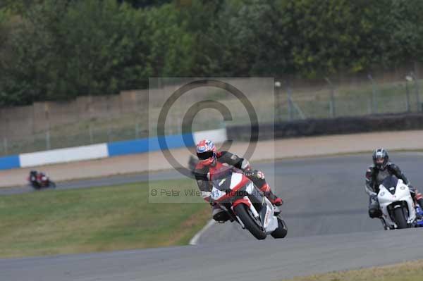 Motorcycle action photographs;Trackday digital images;donington;donington park leicestershire;donington photographs;event digital images;eventdigitalimages;no limits trackday;peter wileman photography;trackday;trackday photos