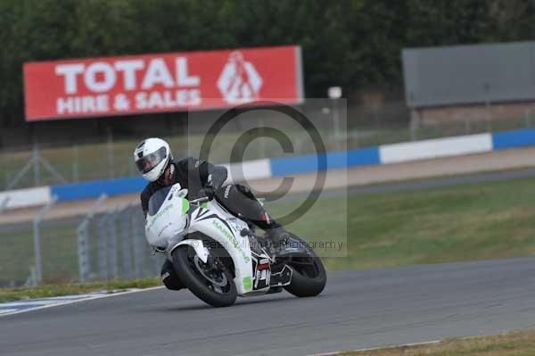 Motorcycle action photographs;Trackday digital images;donington;donington park leicestershire;donington photographs;event digital images;eventdigitalimages;no limits trackday;peter wileman photography;trackday;trackday photos