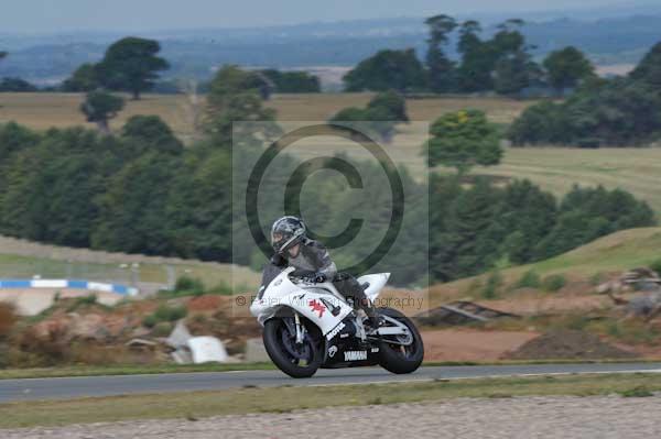 Motorcycle action photographs;Trackday digital images;donington;donington park leicestershire;donington photographs;event digital images;eventdigitalimages;no limits trackday;peter wileman photography;trackday;trackday photos