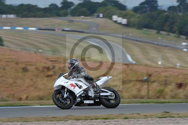 Motorcycle action photographs;Trackday digital images;donington;donington park leicestershire;donington photographs;event digital images;eventdigitalimages;no limits trackday;peter wileman photography;trackday;trackday photos