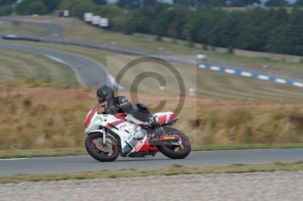 Motorcycle action photographs;Trackday digital images;donington;donington park leicestershire;donington photographs;event digital images;eventdigitalimages;no limits trackday;peter wileman photography;trackday;trackday photos