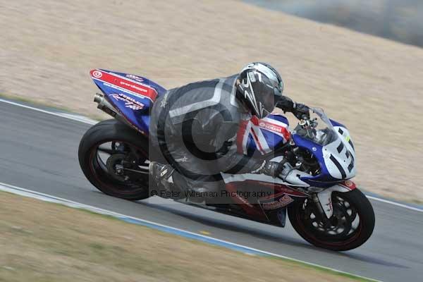 Motorcycle action photographs;Trackday digital images;donington;donington park leicestershire;donington photographs;event digital images;eventdigitalimages;no limits trackday;peter wileman photography;trackday;trackday photos