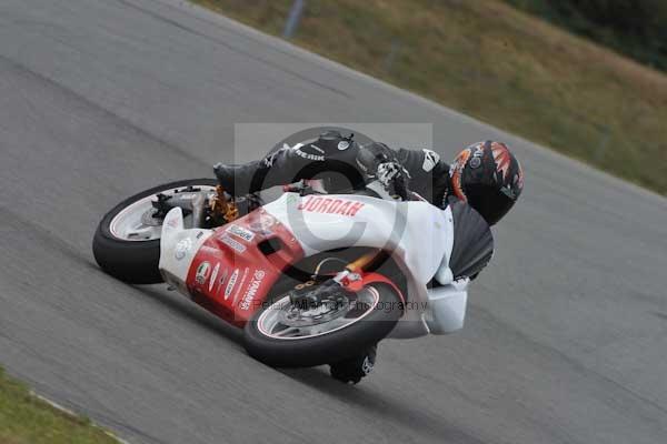 Motorcycle action photographs;Trackday digital images;donington;donington park leicestershire;donington photographs;event digital images;eventdigitalimages;no limits trackday;peter wileman photography;trackday;trackday photos