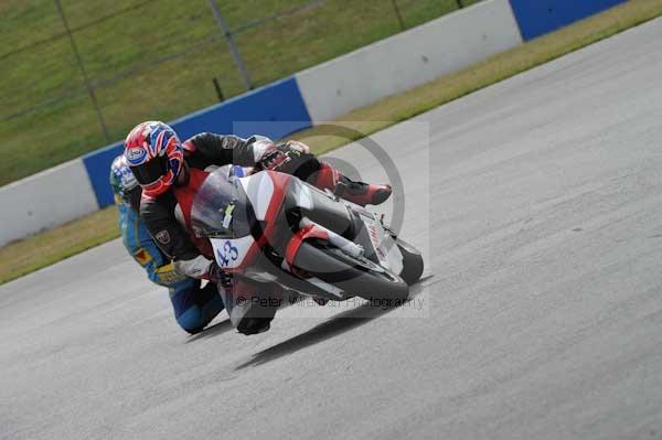 Motorcycle action photographs;Trackday digital images;donington;donington park leicestershire;donington photographs;event digital images;eventdigitalimages;no limits trackday;peter wileman photography;trackday;trackday photos