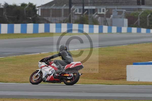 Motorcycle action photographs;Trackday digital images;donington;donington park leicestershire;donington photographs;event digital images;eventdigitalimages;no limits trackday;peter wileman photography;trackday;trackday photos