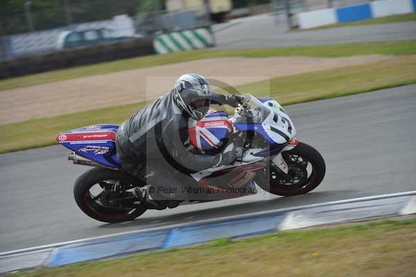 Motorcycle action photographs;Trackday digital images;donington;donington park leicestershire;donington photographs;event digital images;eventdigitalimages;no limits trackday;peter wileman photography;trackday;trackday photos