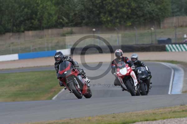 Motorcycle action photographs;Trackday digital images;donington;donington park leicestershire;donington photographs;event digital images;eventdigitalimages;no limits trackday;peter wileman photography;trackday;trackday photos