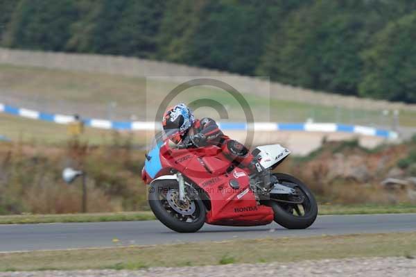 Motorcycle action photographs;Trackday digital images;donington;donington park leicestershire;donington photographs;event digital images;eventdigitalimages;no limits trackday;peter wileman photography;trackday;trackday photos