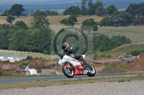 Motorcycle action photographs;Trackday digital images;donington;donington park leicestershire;donington photographs;event digital images;eventdigitalimages;no limits trackday;peter wileman photography;trackday;trackday photos