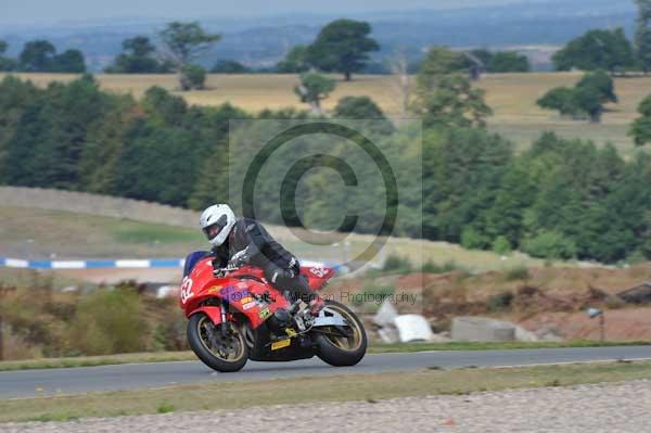 Motorcycle action photographs;Trackday digital images;donington;donington park leicestershire;donington photographs;event digital images;eventdigitalimages;no limits trackday;peter wileman photography;trackday;trackday photos