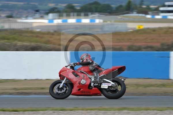 Motorcycle action photographs;Trackday digital images;donington;donington park leicestershire;donington photographs;event digital images;eventdigitalimages;no limits trackday;peter wileman photography;trackday;trackday photos