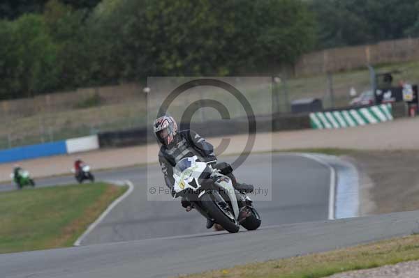 Motorcycle action photographs;Trackday digital images;donington;donington park leicestershire;donington photographs;event digital images;eventdigitalimages;no limits trackday;peter wileman photography;trackday;trackday photos