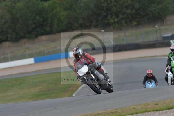 Motorcycle action photographs;Trackday digital images;donington;donington park leicestershire;donington photographs;event digital images;eventdigitalimages;no limits trackday;peter wileman photography;trackday;trackday photos