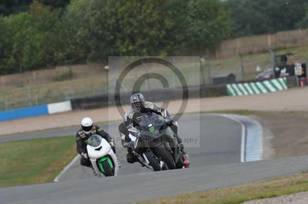 Motorcycle action photographs;Trackday digital images;donington;donington park leicestershire;donington photographs;event digital images;eventdigitalimages;no limits trackday;peter wileman photography;trackday;trackday photos