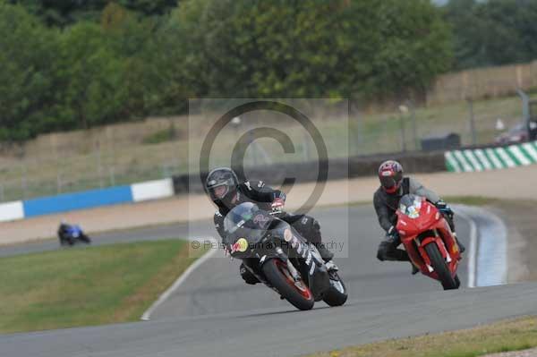 Motorcycle action photographs;Trackday digital images;donington;donington park leicestershire;donington photographs;event digital images;eventdigitalimages;no limits trackday;peter wileman photography;trackday;trackday photos