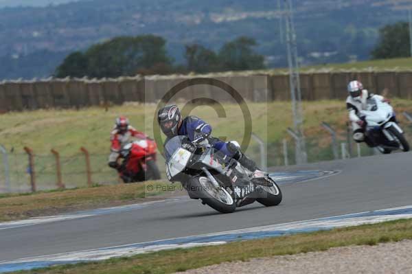 Motorcycle action photographs;Trackday digital images;donington;donington park leicestershire;donington photographs;event digital images;eventdigitalimages;no limits trackday;peter wileman photography;trackday;trackday photos