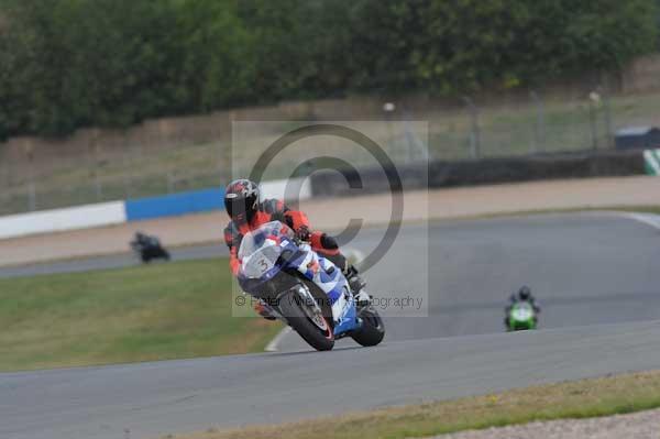 Motorcycle action photographs;Trackday digital images;donington;donington park leicestershire;donington photographs;event digital images;eventdigitalimages;no limits trackday;peter wileman photography;trackday;trackday photos