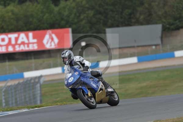 Motorcycle action photographs;Trackday digital images;donington;donington park leicestershire;donington photographs;event digital images;eventdigitalimages;no limits trackday;peter wileman photography;trackday;trackday photos