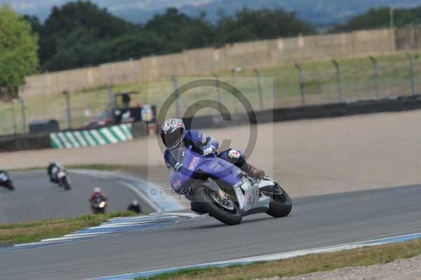 Motorcycle action photographs;Trackday digital images;donington;donington park leicestershire;donington photographs;event digital images;eventdigitalimages;no limits trackday;peter wileman photography;trackday;trackday photos