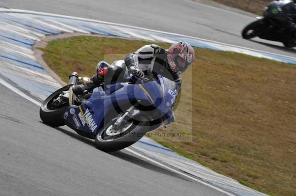 Motorcycle action photographs;Trackday digital images;donington;donington park leicestershire;donington photographs;event digital images;eventdigitalimages;no limits trackday;peter wileman photography;trackday;trackday photos