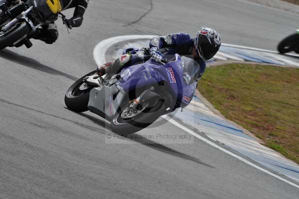 Motorcycle action photographs;Trackday digital images;donington;donington park leicestershire;donington photographs;event digital images;eventdigitalimages;no limits trackday;peter wileman photography;trackday;trackday photos