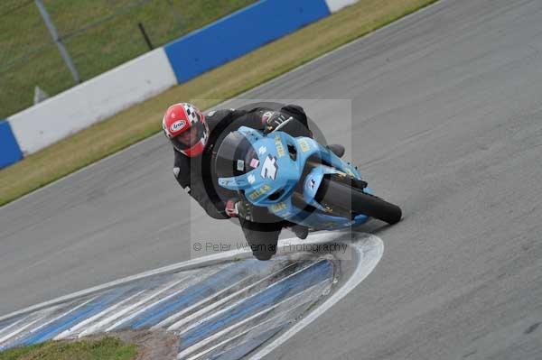 Motorcycle action photographs;Trackday digital images;donington;donington park leicestershire;donington photographs;event digital images;eventdigitalimages;no limits trackday;peter wileman photography;trackday;trackday photos