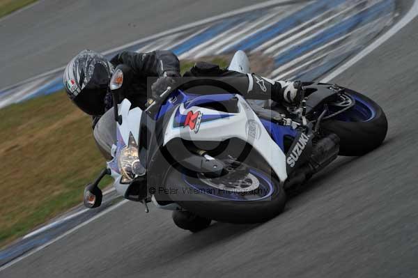 Motorcycle action photographs;Trackday digital images;donington;donington park leicestershire;donington photographs;event digital images;eventdigitalimages;no limits trackday;peter wileman photography;trackday;trackday photos