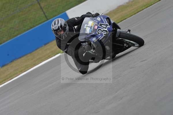 Motorcycle action photographs;Trackday digital images;donington;donington park leicestershire;donington photographs;event digital images;eventdigitalimages;no limits trackday;peter wileman photography;trackday;trackday photos