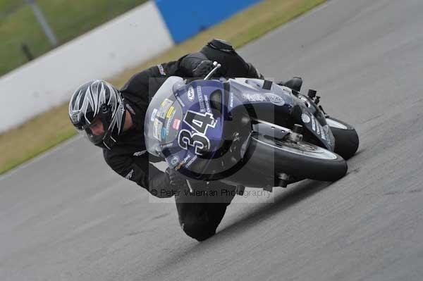 Motorcycle action photographs;Trackday digital images;donington;donington park leicestershire;donington photographs;event digital images;eventdigitalimages;no limits trackday;peter wileman photography;trackday;trackday photos