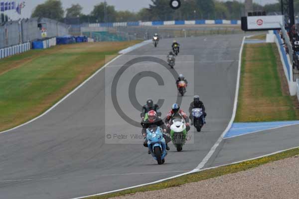 Motorcycle action photographs;Trackday digital images;donington;donington park leicestershire;donington photographs;event digital images;eventdigitalimages;no limits trackday;peter wileman photography;trackday;trackday photos