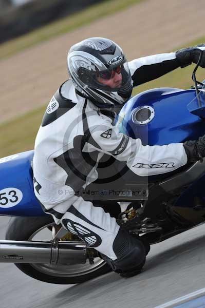 Motorcycle action photographs;Trackday digital images;donington;donington park leicestershire;donington photographs;event digital images;eventdigitalimages;no limits trackday;peter wileman photography;trackday;trackday photos