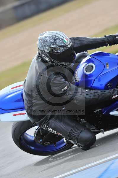 Motorcycle action photographs;Trackday digital images;donington;donington park leicestershire;donington photographs;event digital images;eventdigitalimages;no limits trackday;peter wileman photography;trackday;trackday photos