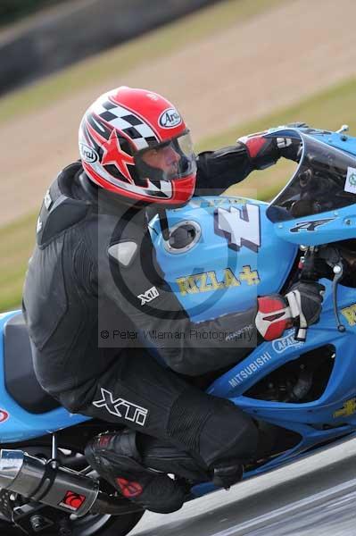 Motorcycle action photographs;Trackday digital images;donington;donington park leicestershire;donington photographs;event digital images;eventdigitalimages;no limits trackday;peter wileman photography;trackday;trackday photos