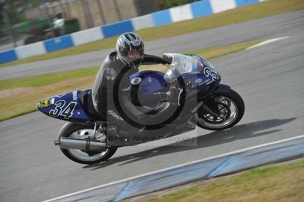 Motorcycle action photographs;Trackday digital images;donington;donington park leicestershire;donington photographs;event digital images;eventdigitalimages;no limits trackday;peter wileman photography;trackday;trackday photos